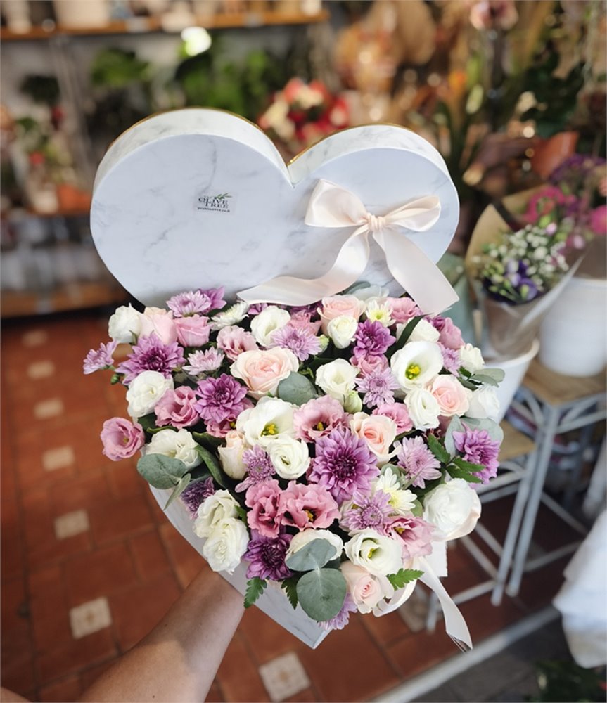 מארז  פרחים לב 