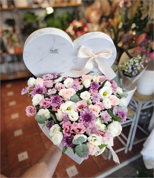 מארז  פרחים לב 